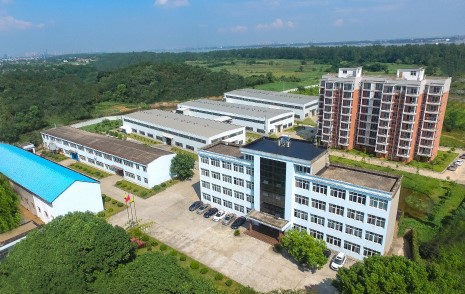 湖北昌利公司連續(xù)25年榮獲“守合同重信用企業(yè)”，始終將誠(chéng)信經(jīng)營(yíng)放在第一位！